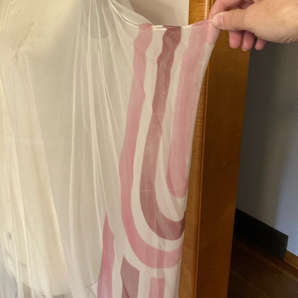 Sheer White and Pink Kaftan - Picture 4 of 15